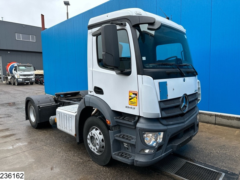 Mercedes-Benz Antos 1843 EURO 6, PTO - شاحنة جرار: صور 2 Mercedes-Benz Antos 1843 EURO 6, PTO - شاحنة جرار: صور 2