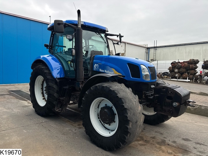 New Holland T6080 - جرار: صور 4 New Holland T6080 - جرار: صور 4