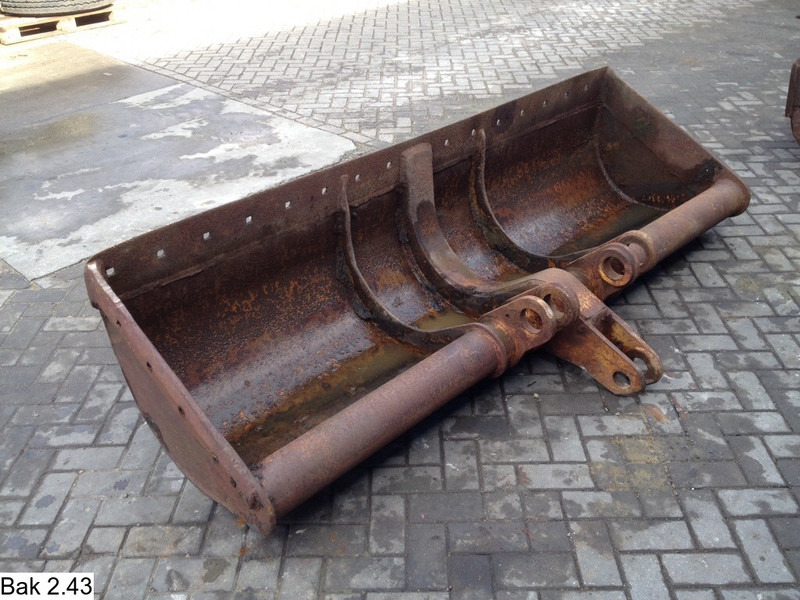 Onbekend Ditch bucket - بكت: صور 2 Onbekend Ditch bucket - بكت: صور 2