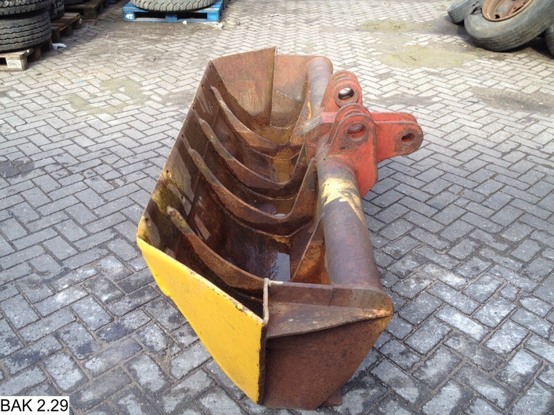 Onbekend Ditch bucket - بكت: صور 2 Onbekend Ditch bucket - بكت: صور 2