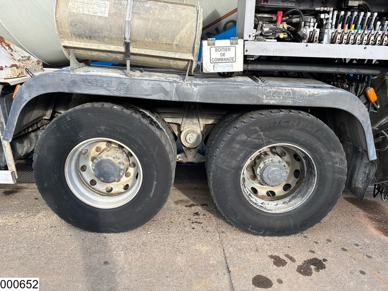 Renault Kerax 410 Dxi 8x4, Cifa, 9m3, Remote - شاحنة خلاطة خرسانة: صور 3 Renault Kerax 410 Dxi 8x4, Cifa, 9m3, Remote - شاحنة خلاطة خرسانة: صور 3