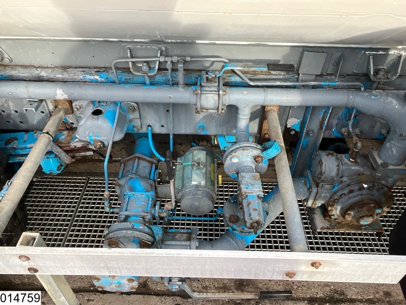Renault Premium 210 19010 Liter, LPG GPL, Gastank, Steel suspension - شاحنة صهريج: صور 5 Renault Premium 210 19010 Liter, LPG GPL, Gastank, Steel suspension - شاحنة صهريج: صور 5