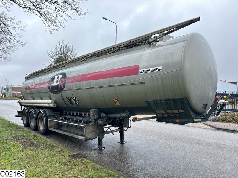 Trailor Fuel 39919 Liter, 9 Compartments - نصف مقطورة صهريج: صور 2 Trailor Fuel 39919 Liter, 9 Compartments - نصف مقطورة صهريج: صور 2