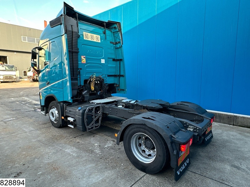 Volvo FH 460 EURO 6 - شاحنة جرار: صور 4 Volvo FH 460 EURO 6 - شاحنة جرار: صور 4