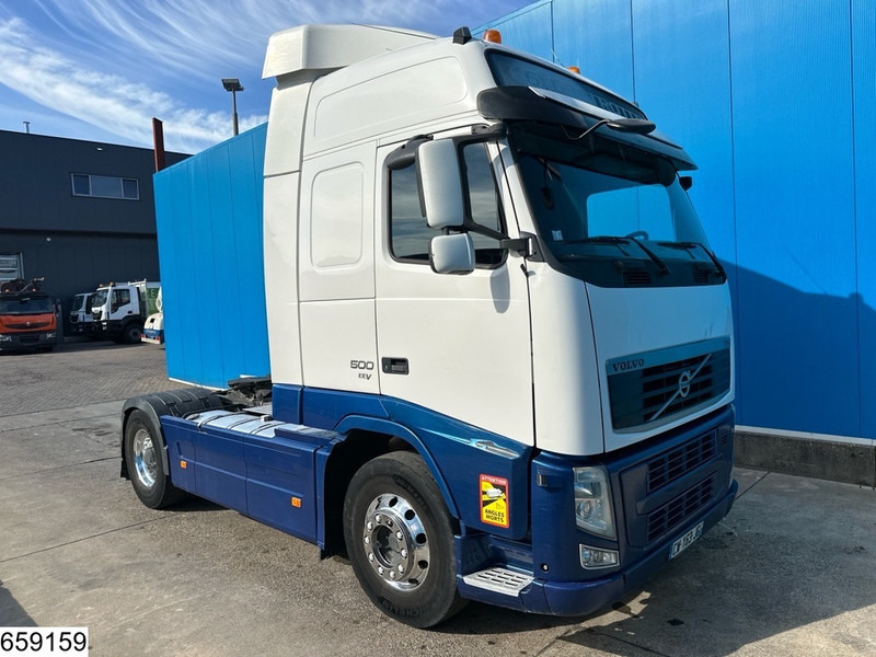 Volvo FH 500 EURO 5, Hydraulic - شاحنة جرار: صور 3 Volvo FH 500 EURO 5, Hydraulic - شاحنة جرار: صور 3