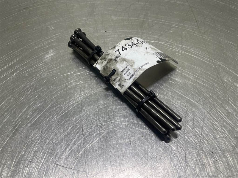 Ahlmann AS900-Cummins B3.3T-Push rods/Stößelstange - المحرك - آلات البناء: صور 2 Ahlmann AS900-Cummins B3.3T-Push rods/Stößelstange - المحرك - آلات البناء: صور 2