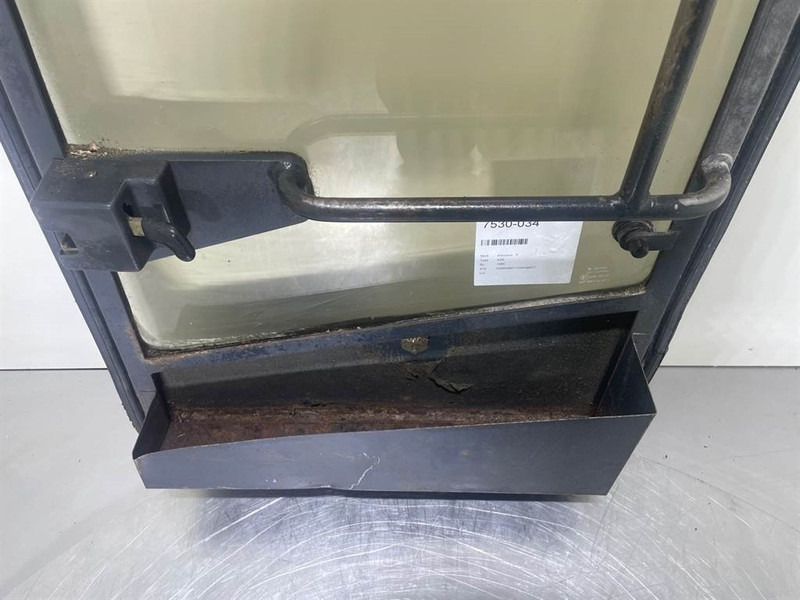 Ahlmann AZ6-4145328K-Door/Tür/Deur - الكابينة والداخلية - آلات البناء: صور 3 Ahlmann AZ6-4145328K-Door/Tür/Deur - الكابينة والداخلية - آلات البناء: صور 3