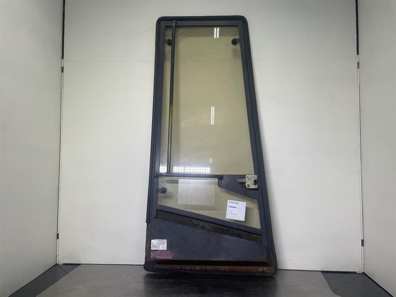 Ahlmann AZ6-4145329K-Door/Tür/Deur - الكابينة والداخلية - آلات البناء: صور 2 Ahlmann AZ6-4145329K-Door/Tür/Deur - الكابينة والداخلية - آلات البناء: صور 2