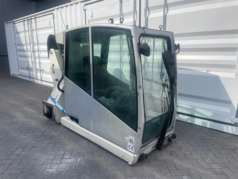 Atlas 1704MH - Cabin/Kabine/Cabine - الكابينة والداخلية - آلات البناء: صور 1 Atlas 1704MH - Cabin/Kabine/Cabine - الكابينة والداخلية - آلات البناء: صور 1