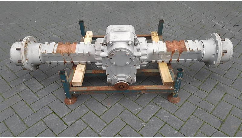 CLARK-HURTH 305/172/172 - Axle/Achse/As - المحور و قطع الغيار - آلات البناء: صور 1 CLARK-HURTH 305/172/172 - Axle/Achse/As - المحور و قطع الغيار - آلات البناء: صور 1