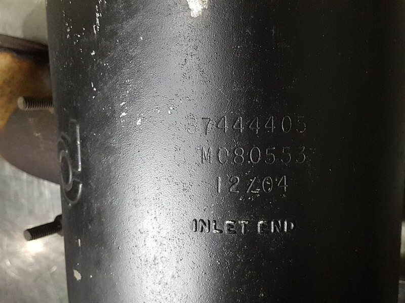 Case 621D-Donaldson 87444405-Exhaust/Auspuff/Uitlaat - المحرك - آلات البناء: صور 4 Case 621D-Donaldson 87444405-Exhaust/Auspuff/Uitlaat - المحرك - آلات البناء: صور 4