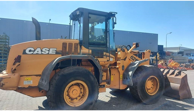 Case 621D - (For parts) - اللودر بعجل: صور 3 Case 621D - (For parts) - اللودر بعجل: صور 3
