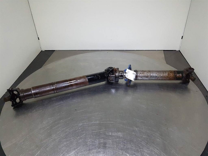 Case 621D - Propshaft/Gelenkwelle/Cardanas - المحور و قطع الغيار - آلات البناء: صور 1 Case 621D - Propshaft/Gelenkwelle/Cardanas - المحور و قطع الغيار - آلات البناء: صور 1