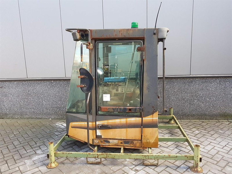 Case 821C / 921C - Cabin/Kabine/Cabine - الكابينة والداخلية - آلات البناء: صور 2 Case 821C / 921C - Cabin/Kabine/Cabine - الكابينة والداخلية - آلات البناء: صور 2