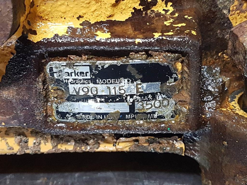 Case 921C-Parker V90 115 E-Valve/Ventile/Ventiel - علم السوائل المتحركة - آلات البناء: صور 5 Case 921C-Parker V90 115 E-Valve/Ventile/Ventiel - علم السوائل المتحركة - آلات البناء: صور 5