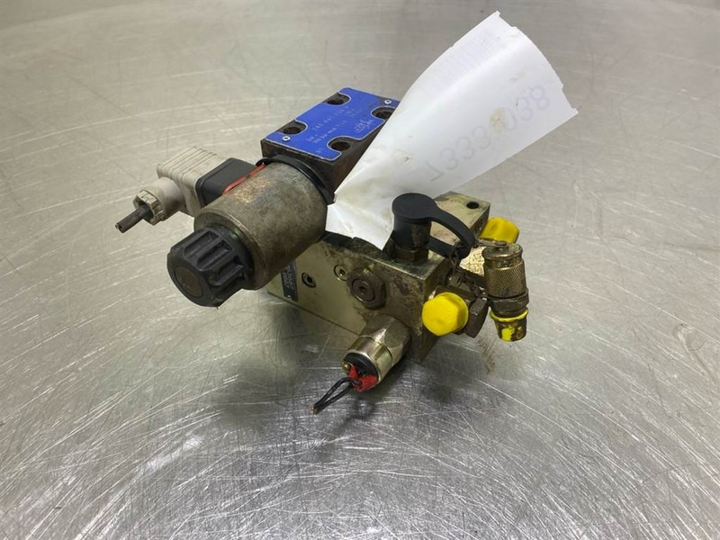 Cat 924G-176-9667-Valve/Ventile/Ventiel - علم السوائل المتحركة - آلات البناء: صور 3 Cat 924G-176-9667-Valve/Ventile/Ventiel - علم السوائل المتحركة - آلات البناء: صور 3