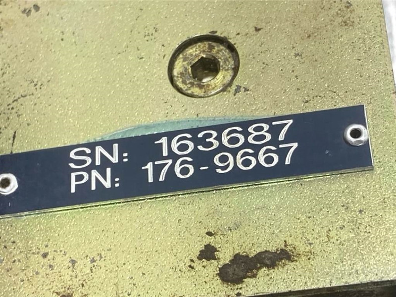 Cat 924G-176-9667-Valve/Ventile/Ventiel - علم السوائل المتحركة - آلات البناء: صور 5 Cat 924G-176-9667-Valve/Ventile/Ventiel - علم السوائل المتحركة - آلات البناء: صور 5