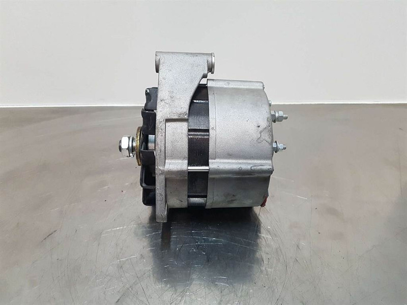 Deutz 28V 27A - Alternator/Lichtmaschine/Dynamo - المحرك - آلات البناء: صور 3 Deutz 28V 27A - Alternator/Lichtmaschine/Dynamo - المحرك - آلات البناء: صور 3