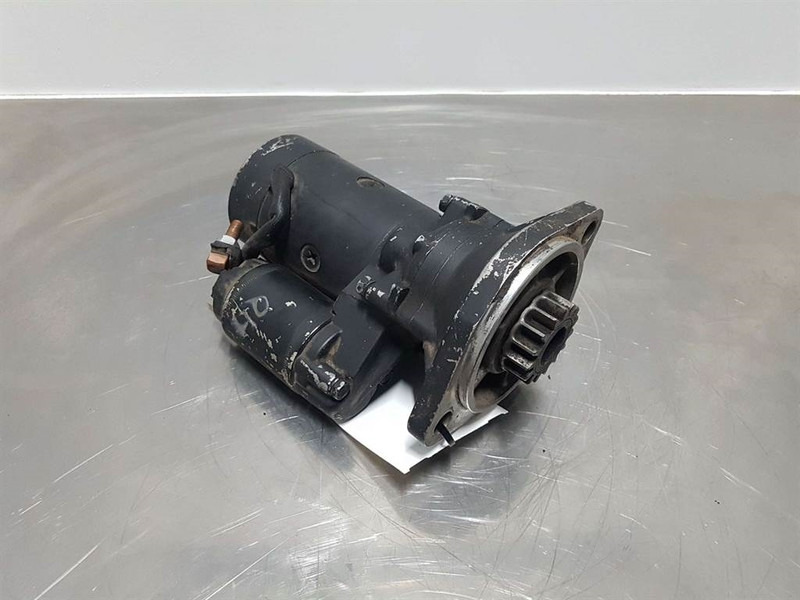 Hitachi 12V 15T 2,5KW - Starter/Anlasser/Startmotor - المحرك - آلات البناء: صور 1 Hitachi 12V 15T 2,5KW - Starter/Anlasser/Startmotor - المحرك - آلات البناء: صور 1