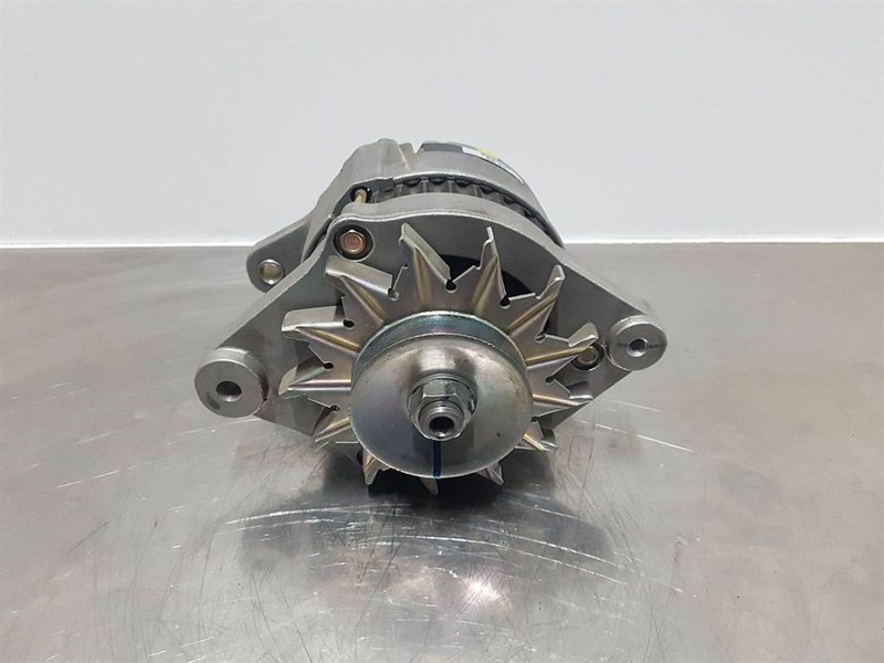 Hitachi 14V 55A-Alternator/Lichtmaschine/Dynamo - المحرك - آلات البناء: صور 2 Hitachi 14V 55A-Alternator/Lichtmaschine/Dynamo - المحرك - آلات البناء: صور 2