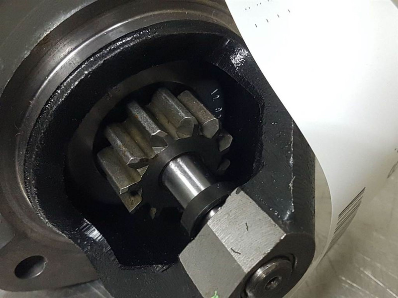 JCB 320/A9080-Mahle-Starter/Anlasser/Startmotor - المحرك - آلات البناء: صور 4 JCB 320/A9080-Mahle-Starter/Anlasser/Startmotor - المحرك - آلات البناء: صور 4