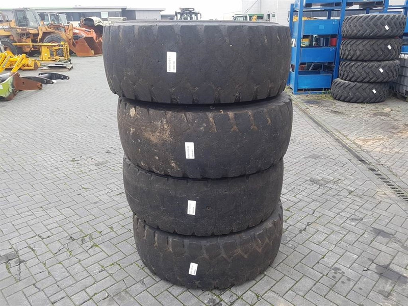 JCB 416 HT-Barkley 17.5R25-Tyre/Reifen/Band - الإطارات والجنوط - آلات البناء: صور 1 JCB 416 HT-Barkley 17.5R25-Tyre/Reifen/Band - الإطارات والجنوط - آلات البناء: صور 1