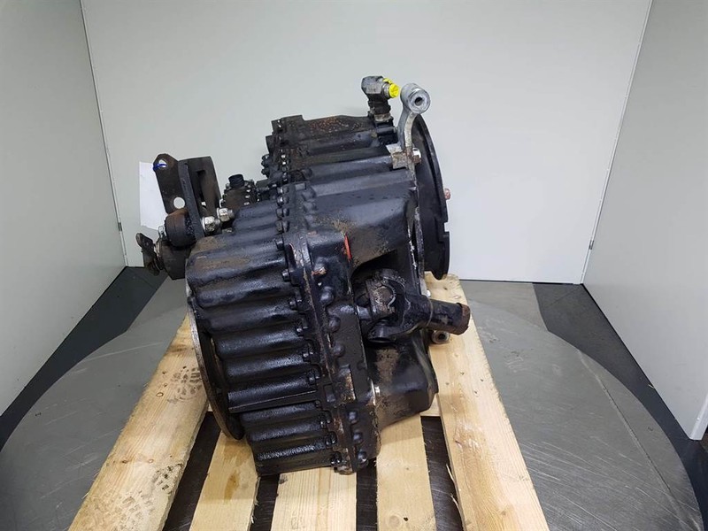 JCB 416HT-4656004010-ZF 4WG-115-Transmission/Getriebe - علبة التروس و قطع الغيار - آلات البناء: صور 5 JCB 416HT-4656004010-ZF 4WG-115-Transmission/Getriebe - علبة التروس و قطع الغيار - آلات البناء: صور 5