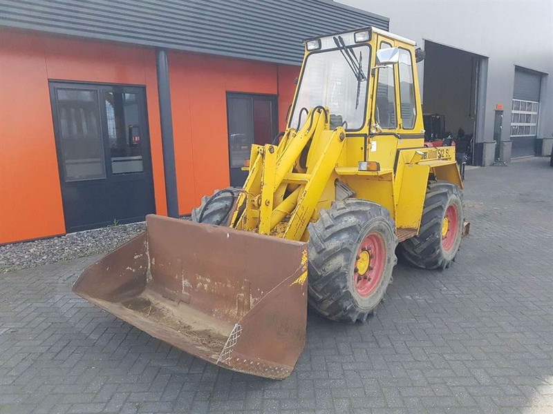 Kramer 512 - (For parts) - اللودر بعجل: صور 3 Kramer 512 - (For parts) - اللودر بعجل: صور 3