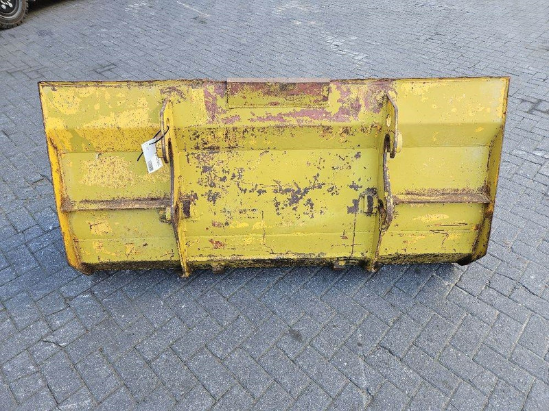 Kramer 512SL - Bucket/Schaufel/Dichte bak - بكت - آلات البناء: صور 4 Kramer 512SL - Bucket/Schaufel/Dichte bak - بكت - آلات البناء: صور 4