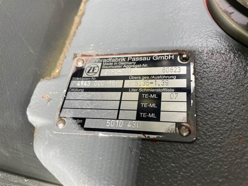 Liebherr A924B-5010430-Transmission with pump - علبة التروس - آلات البناء: صور 5 Liebherr A924B-5010430-Transmission with pump - علبة التروس - آلات البناء: صور 5