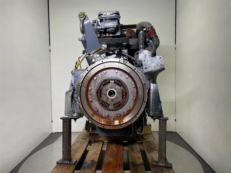 Liebherr A924C-D834 A7-Engine/Motor - المحرك - آلات البناء: صور 2 Liebherr A924C-D834 A7-Engine/Motor - المحرك - آلات البناء: صور 2