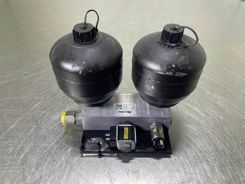 Mecalac 12MTX-4108214A-Stabilising module - علم السوائل المتحركة - آلات البناء: صور 1 Mecalac 12MTX-4108214A-Stabilising module - علم السوائل المتحركة - آلات البناء: صور 1