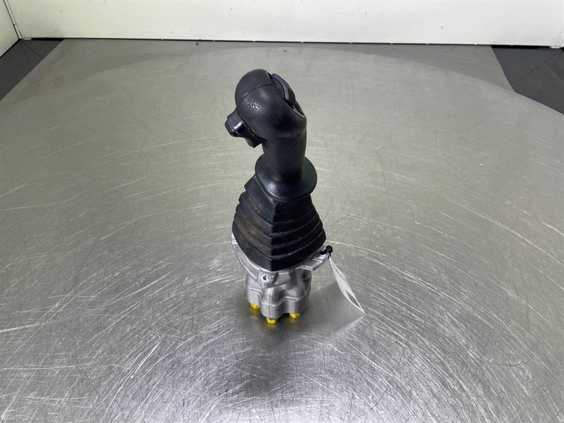 Mecalac 12MTX-5360463-Joystick/Steuergriff - النظام الكهربائي - آلات البناء: صور 4 Mecalac 12MTX-5360463-Joystick/Steuergriff - النظام الكهربائي - آلات البناء: صور 4