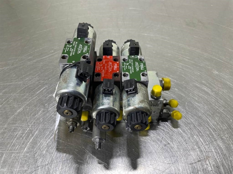 Mecalac 12MTX-6090341-NG6 Valve/Ventile/Ventiel - علم السوائل المتحركة - آلات البناء: صور 3 Mecalac 12MTX-6090341-NG6 Valve/Ventile/Ventiel - علم السوائل المتحركة - آلات البناء: صور 3