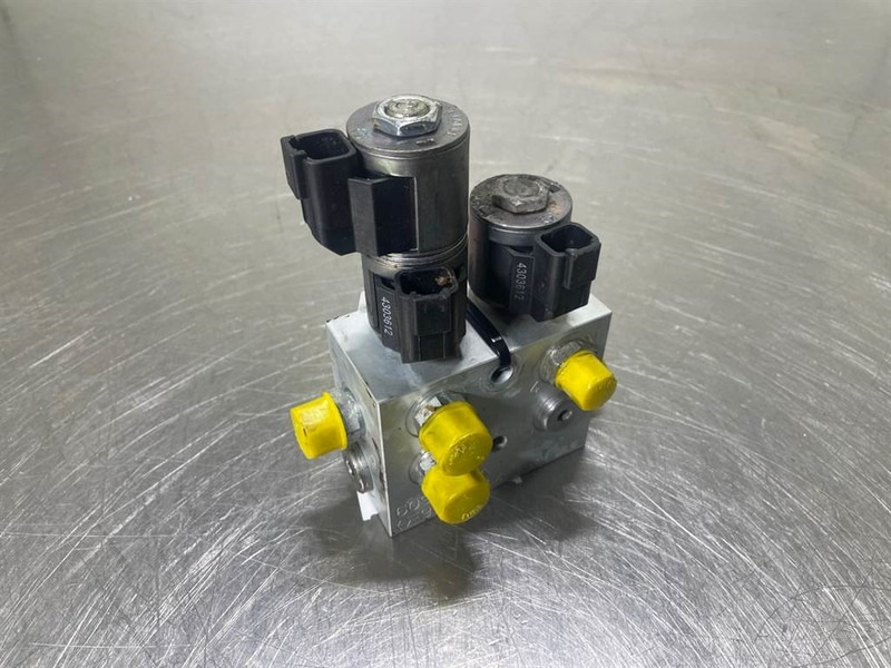 Mecalac 12MTX-6090387-Servo valve/Servoventil/Servoventiel - علم السوائل المتحركة - آلات البناء: صور 2 Mecalac 12MTX-6090387-Servo valve/Servoventil/Servoventiel - علم السوائل المتحركة - آلات البناء: صور 2