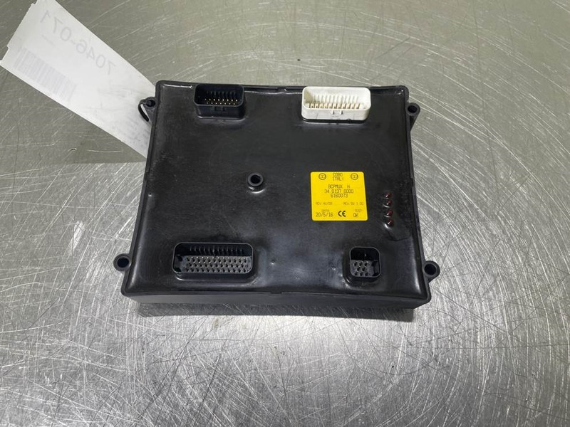 Mecalac 12MTX-Ahlmann 6160073-ECU/Control box/Steuermodul - النظام الكهربائي - آلات البناء: صور 1 Mecalac 12MTX-Ahlmann 6160073-ECU/Control box/Steuermodul - النظام الكهربائي - آلات البناء: صور 1