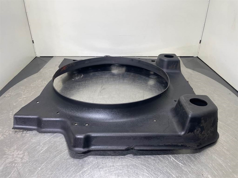 New Holland W110C-Fan guard/Schutzgitter/Koelvin afscherming - المحرك - آلات البناء: صور 3 New Holland W110C-Fan guard/Schutzgitter/Koelvin afscherming - المحرك - آلات البناء: صور 3