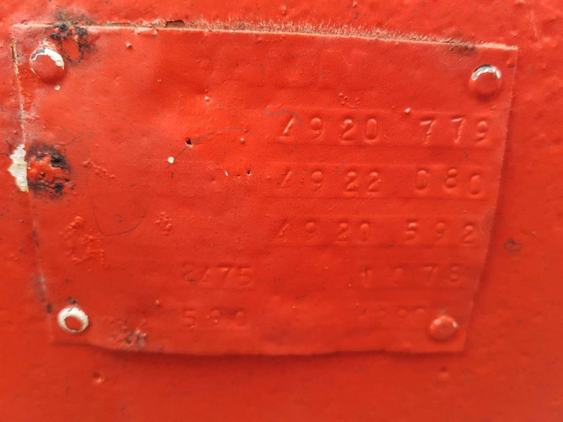 O & K L20I-O&K 4920779/4922080/4920592-Axle/Achse/As - المحور و قطع الغيار - آلات البناء: صور 5 O & K L20I-O&K 4920779/4922080/4920592-Axle/Achse/As - المحور و قطع الغيار - آلات البناء: صور 5