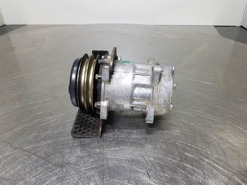 SANDEN SD7H15-6035-Compressor/Kompressor/Aircopomp - كمبروسر مكيف - آلات البناء: صور 2 SANDEN SD7H15-6035-Compressor/Kompressor/Aircopomp - كمبروسر مكيف - آلات البناء: صور 2