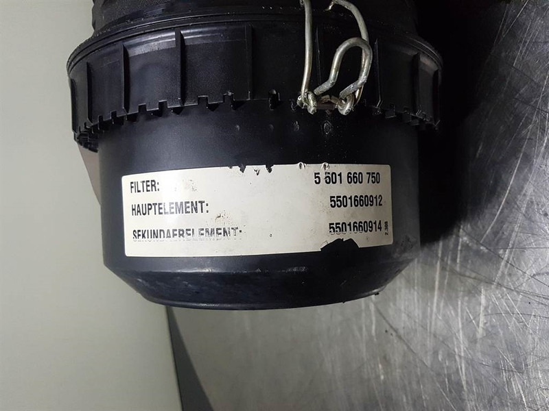 Schaeff SKL844-5501660750-Air filter/Luftfilter - المحرك - آلات البناء: صور 4 Schaeff SKL844-5501660750-Air filter/Luftfilter - المحرك - آلات البناء: صور 4