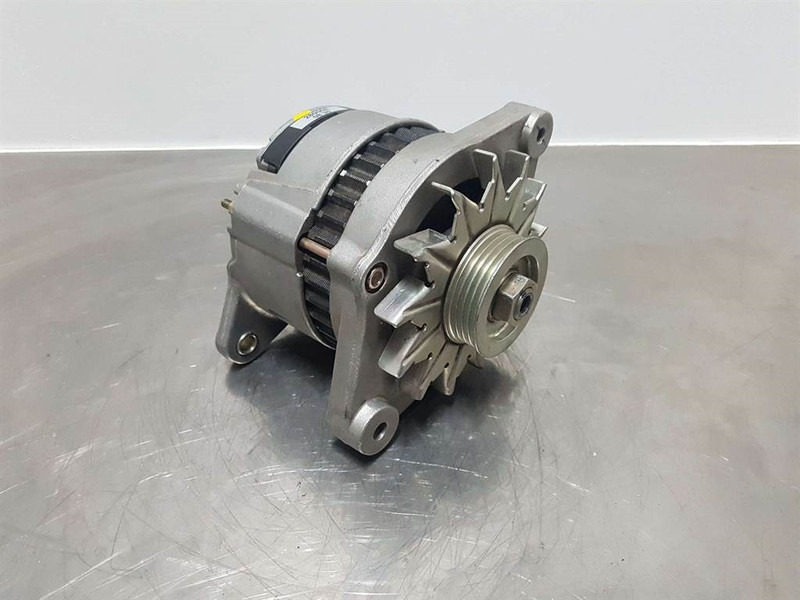 Terex Schaeff SKL833-14V 65A-Alternator/Lichtmaschine/Dynamo - المحرك - آلات البناء: صور 1 Terex Schaeff SKL833-14V 65A-Alternator/Lichtmaschine/Dynamo - المحرك - آلات البناء: صور 1