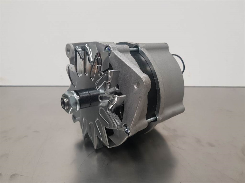 Terex Schaeff TL/SKL-5411663453/5411665234-14V 65A-Alternator - المحرك - آلات البناء: صور 1 Terex Schaeff TL/SKL-5411663453/5411665234-14V 65A-Alternator - المحرك - آلات البناء: صور 1