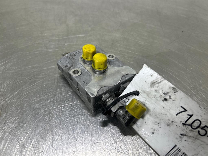 Terex TW150-6047883-Valve/Ventile/Ventiel - علم السوائل المتحركة - آلات البناء: صور 4 Terex TW150-6047883-Valve/Ventile/Ventiel - علم السوائل المتحركة - آلات البناء: صور 4