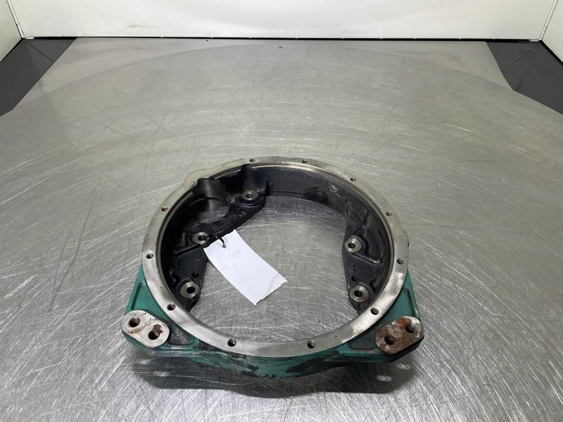 Volvo L30B-Z/X-TD2011L04I-Flywheel housing - المحرك - آلات البناء: صور 3 Volvo L30B-Z/X-TD2011L04I-Flywheel housing - المحرك - آلات البناء: صور 3