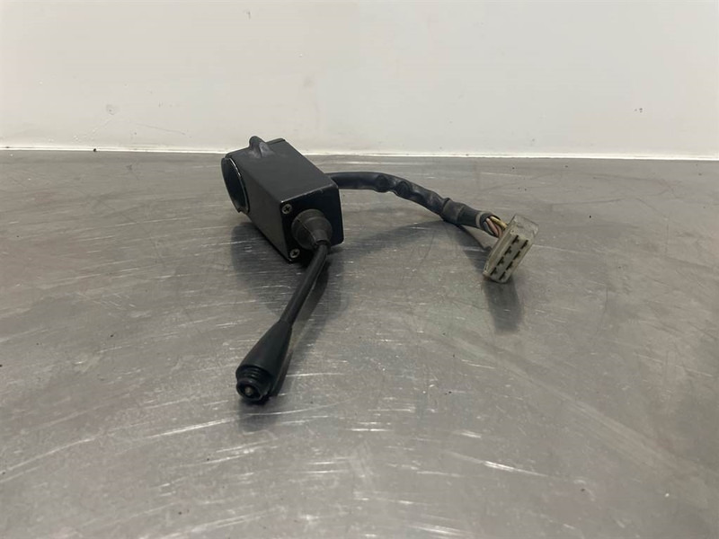 Zettelmeyer ZL1001 - Steer col switch/Lenkstockschalter - النظام الكهربائي - آلات البناء: صور 1 Zettelmeyer ZL1001 - Steer col switch/Lenkstockschalter - النظام الكهربائي - آلات البناء: صور 1