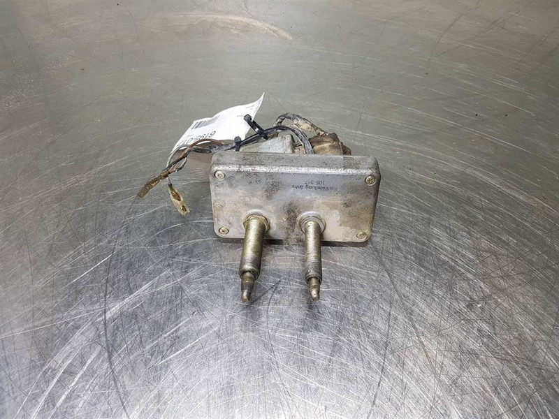 Zettelmeyer ZL1001-Valeo 105317-Wiper motor/Wischermotor - النظام الكهربائي - آلات البناء: صور 2 Zettelmeyer ZL1001-Valeo 105317-Wiper motor/Wischermotor - النظام الكهربائي - آلات البناء: صور 2