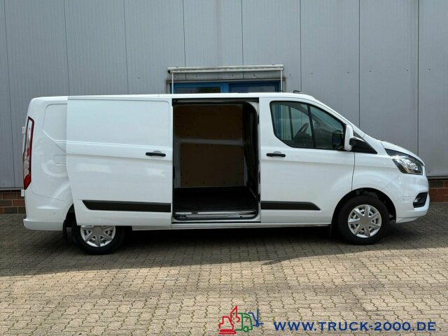 Ford Transit Custom Lang Trend 3Sitzer + Klima + DAB - فان المدمجة: صور 3 Ford Transit Custom Lang Trend 3Sitzer + Klima + DAB - فان المدمجة: صور 3
