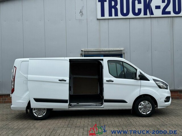 Ford Transit Custom Lang Trend 3Sitzer + Klima + DAB - فان المدمجة: صور 3 Ford Transit Custom Lang Trend 3Sitzer + Klima + DAB - فان المدمجة: صور 3