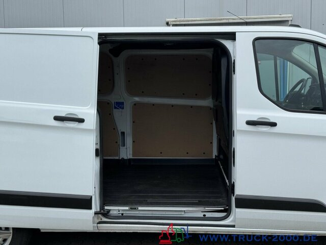 Ford Transit Custom Lang Trend 3Sitzer + Klima + DAB - فان المدمجة: صور 5 Ford Transit Custom Lang Trend 3Sitzer + Klima + DAB - فان المدمجة: صور 5