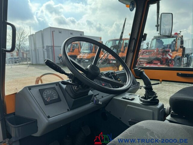 Multicar Kiefer Boki 1151 Winterdienst Besen 12.866 km - سياره كنس شوارع: صور 3 Multicar Kiefer Boki 1151 Winterdienst Besen 12.866 km - سياره كنس شوارع: صور 3
